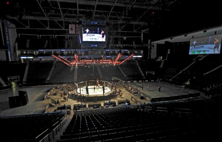 Dva knokauty v jednom zápase! Nepochopiteľné zlyhanie rozhodcu